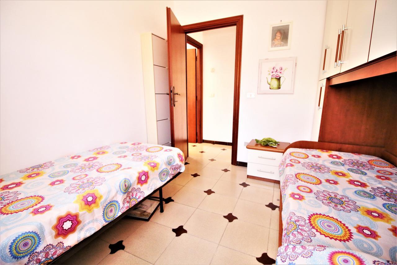 Holidaycasa Leone - Con Posto Auto A 200Mt Dal Mare Sperlonga Exterior photo